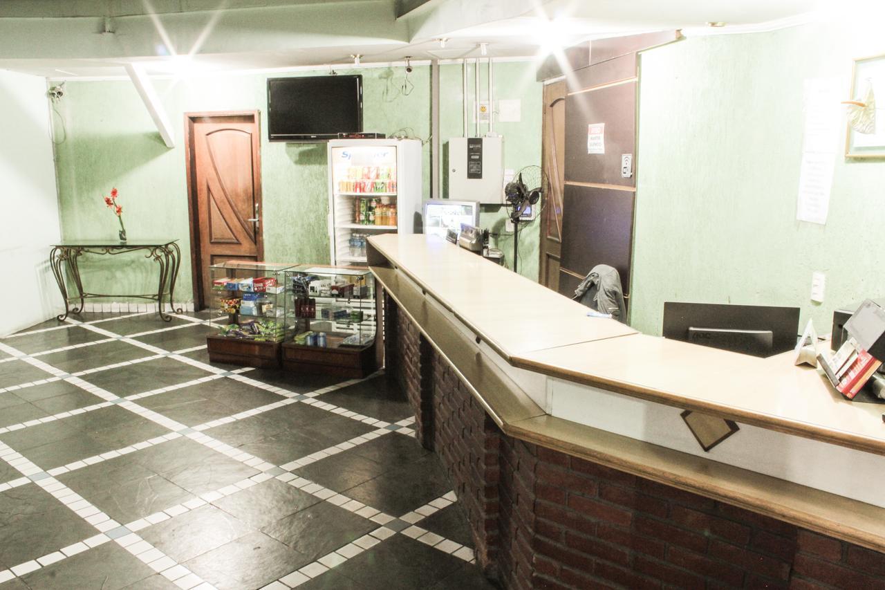 Cumbipar King Hotel グアルーリョス エクステリア 写真